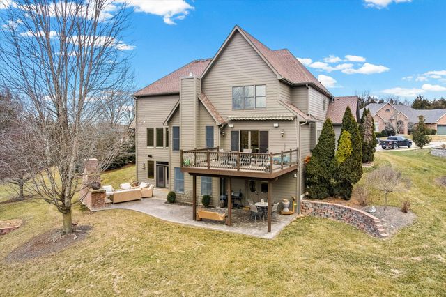 2701 BRISTOL LAKE DR, Columbia, MO 65201