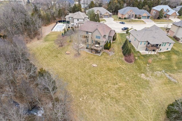 2701 BRISTOL LAKE DR, Columbia, MO 65201