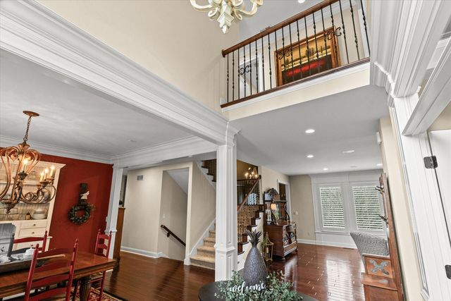 2701 BRISTOL LAKE DR, Columbia, MO 65201