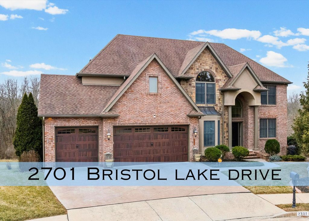 2701 BRISTOL LAKE DR, Columbia, MO 65201