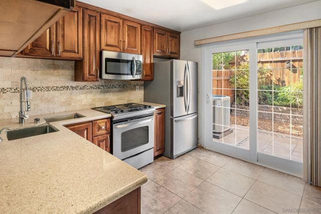 6544 Bell Bluff, San Diego, CA 92119