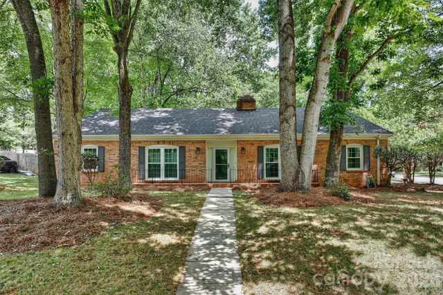 9301 Hinson Drive, Matthews, NC 28105