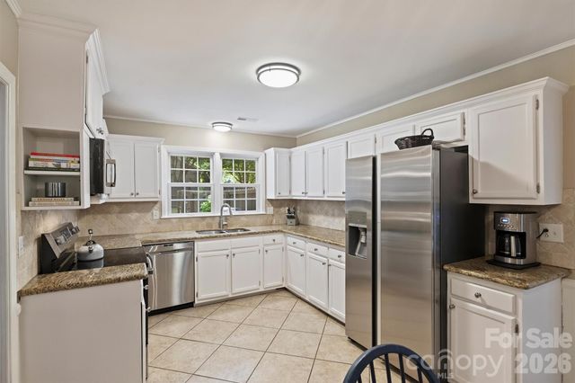 9301 Hinson Drive, Matthews, NC 28105