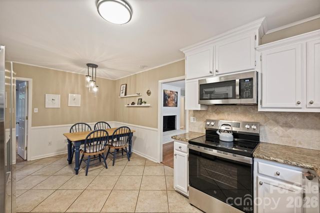 9301 Hinson Drive, Matthews, NC 28105