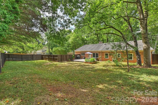 9301 Hinson Drive, Matthews, NC 28105