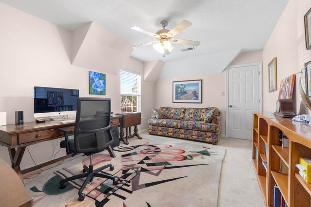 20 WILLOW BIRCH CV, Somerville, TN 38068