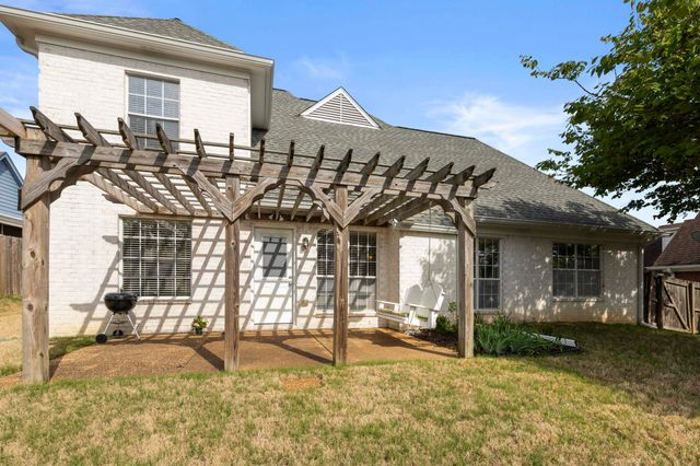 20 WILLOW BIRCH CV, Somerville, TN 38068