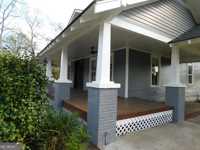 206 E Lane Street, Brooklet, GA 30415