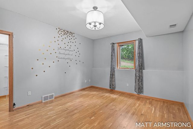 2135 Hilltop View Drive, Dorr Twp, MI 49323