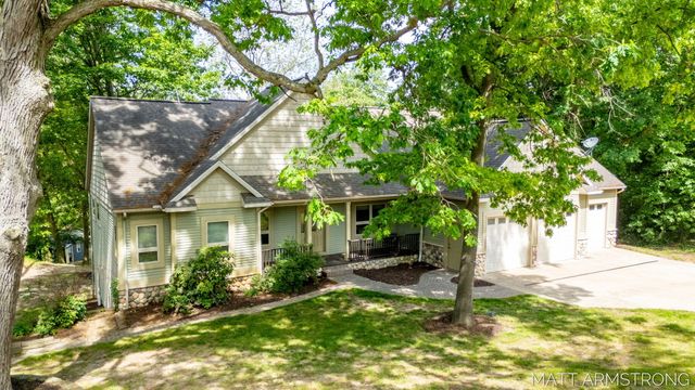 2135 Hilltop View Drive, Dorr Twp, MI 49323