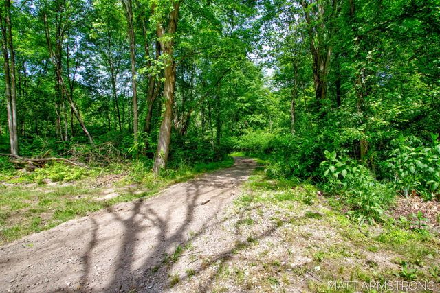 2135 Hilltop View Drive, Dorr Twp, MI 49323