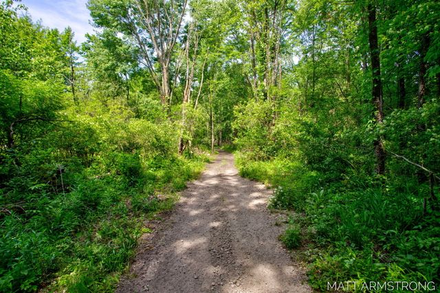 2135 Hilltop View Drive, Dorr Twp, MI 49323