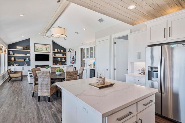 3837 Biscayne Beach Road, Port Bolivar, TX 77650