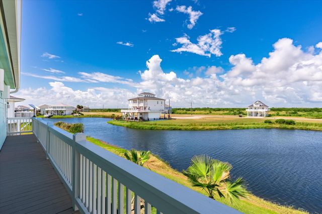 3837 Biscayne Beach Road, Port Bolivar, TX 77650