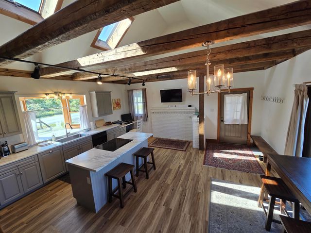 1065 Higgins Hill Road, St. Johnsbury, VT 05819