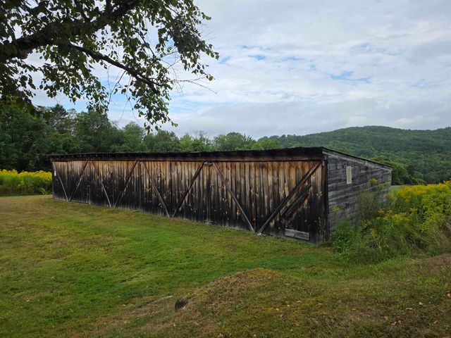 1065 Higgins Hill Road, St. Johnsbury, VT 05819