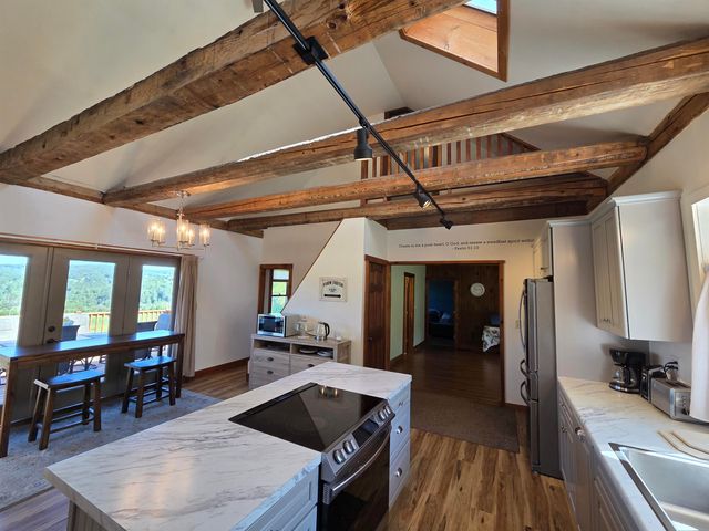 1065 Higgins Hill Road, St. Johnsbury, VT 05819