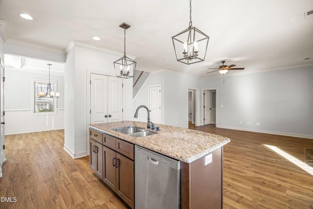 86 Sharpstone Lane, Clayton, NC 27527