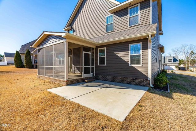 86 Sharpstone Lane, Clayton, NC 27527