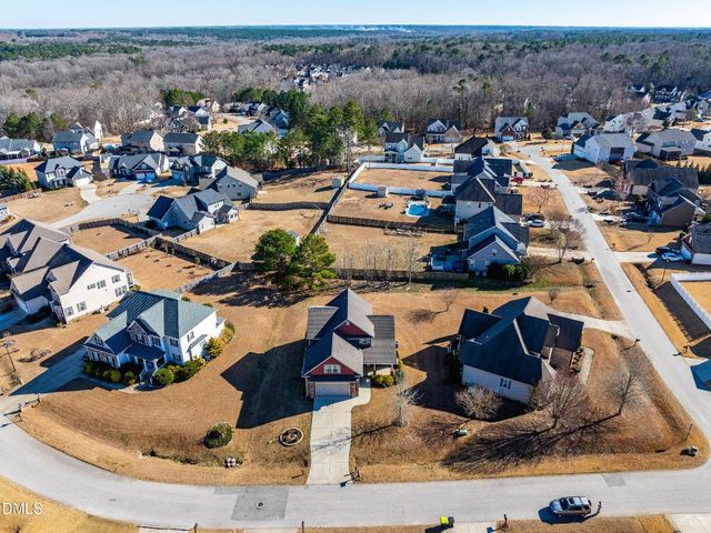 86 Sharpstone Lane, Clayton, NC 27527