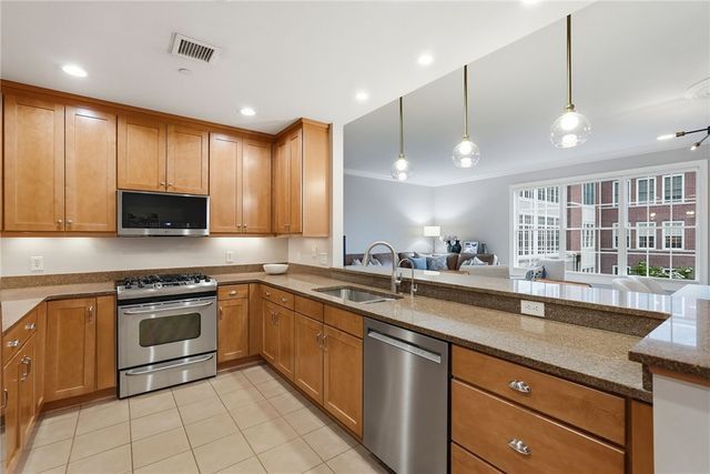 1219 Crescent Place 2D, Squirrel Hill, PA 15217