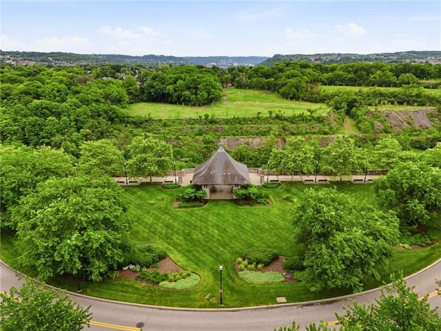 1219 Crescent Place 2D, Squirrel Hill, PA 15217