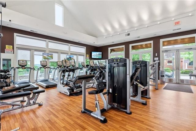 1219 Crescent Place 2D, Squirrel Hill, PA 15217