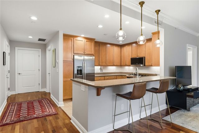 1219 Crescent Place 2D, Squirrel Hill, PA 15217