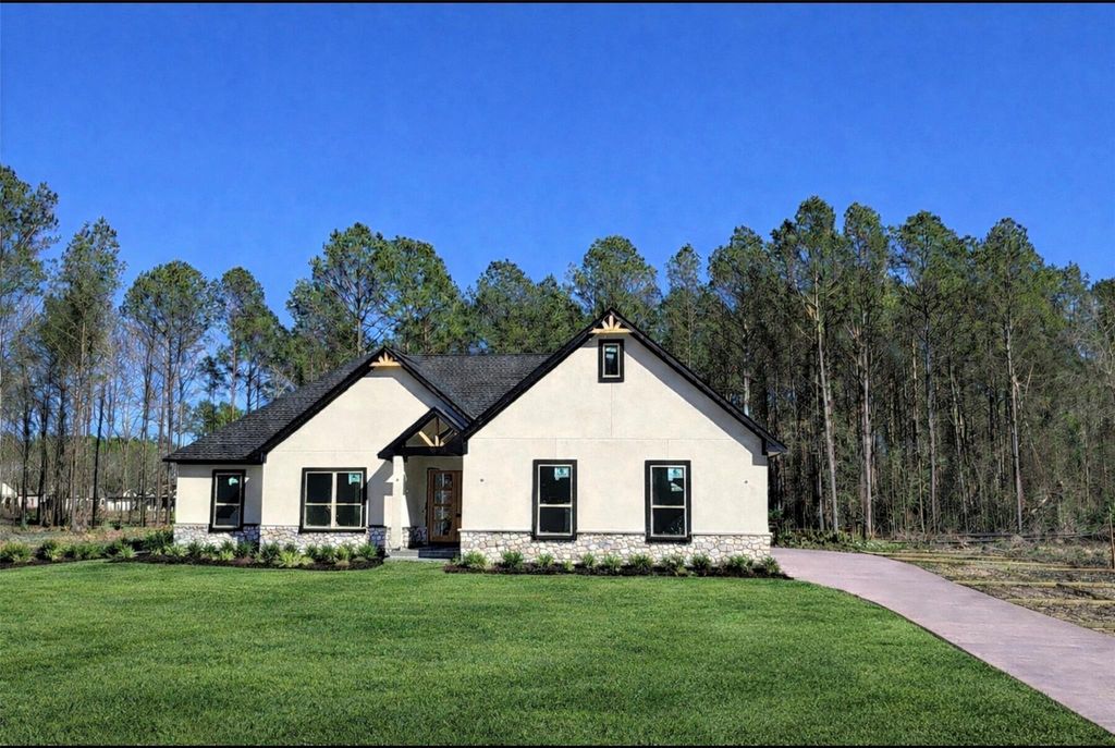 3047 Road 66124, Dayton, TX 77535