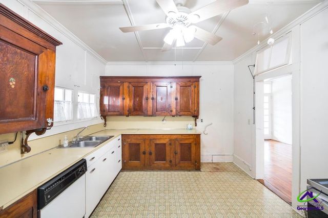 128 Mossland Drive, Perry, GA 31069