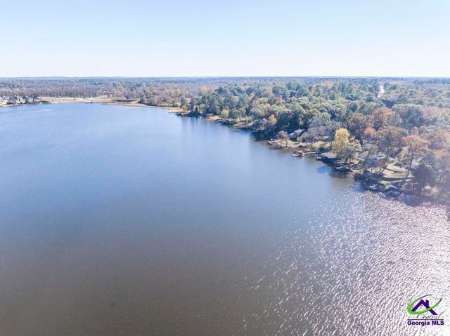 128 Mossland Drive, Perry, GA 31069