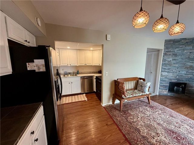 207 Highbridge Street 9, Manlius, NY 13066