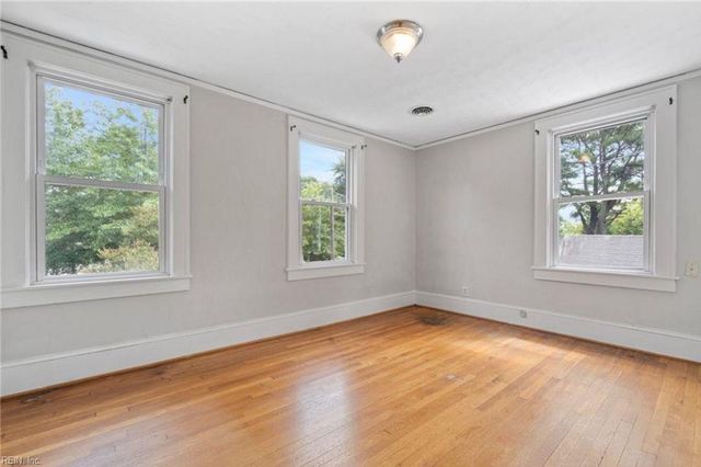 309 Linden AVE, Suffolk, VA 23434