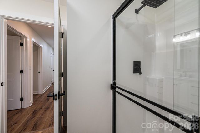 1721 Songbird Court SE, Lenoir, NC 28645