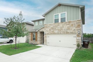 11548 Lightning Way, San Antonio, TX 78245
