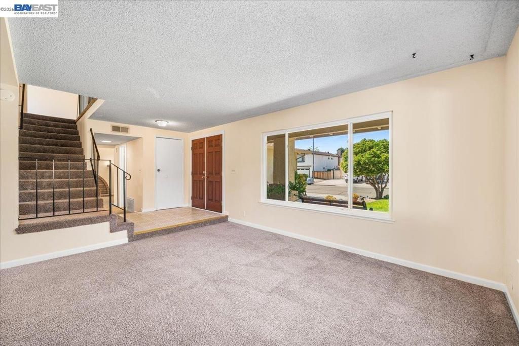 Image 7 of property listing at 5451 Delia Way, Livermore, CA 94550