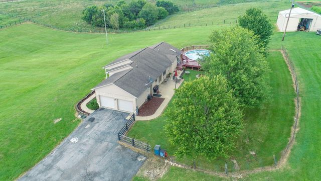 3011 N Middletown Road, Paris, KY 40361