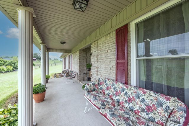 3011 N Middletown Road, Paris, KY 40361