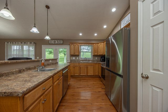 3011 N Middletown Road, Paris, KY 40361