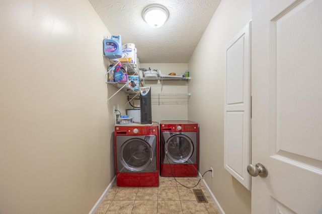 3011 N Middletown Road, Paris, KY 40361