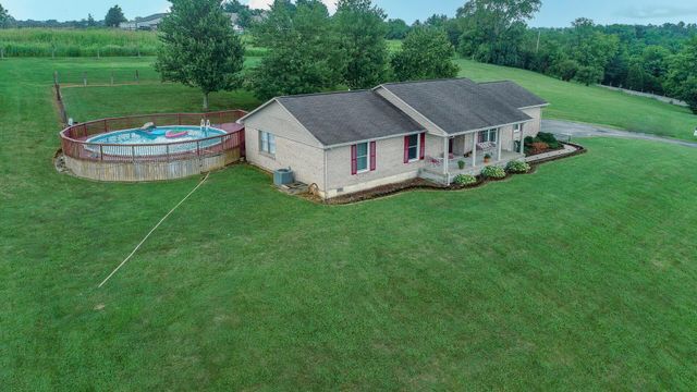 3011 N Middletown Road, Paris, KY 40361