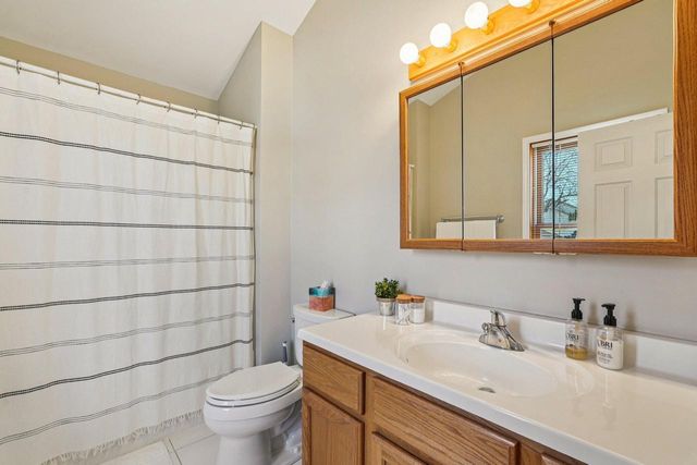 130 West STREET, Lake Geneva, WI 53147