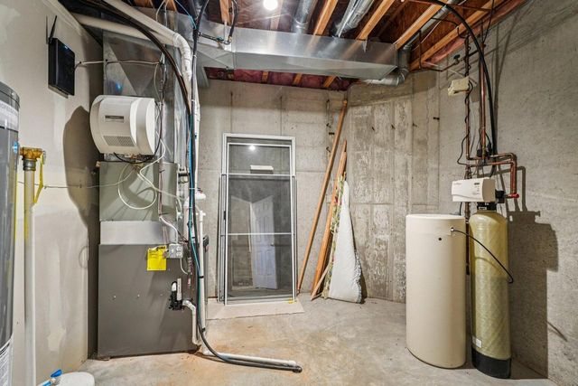 130 West STREET, Lake Geneva, WI 53147