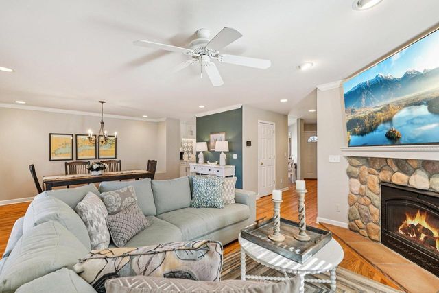 130 West STREET, Lake Geneva, WI 53147