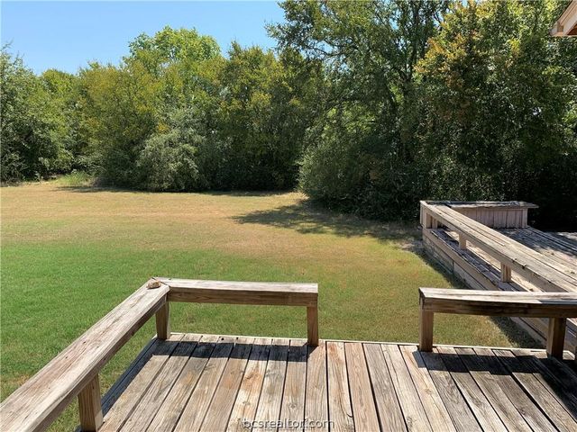 2845 Oakside Drive, Bryan, TX 77802