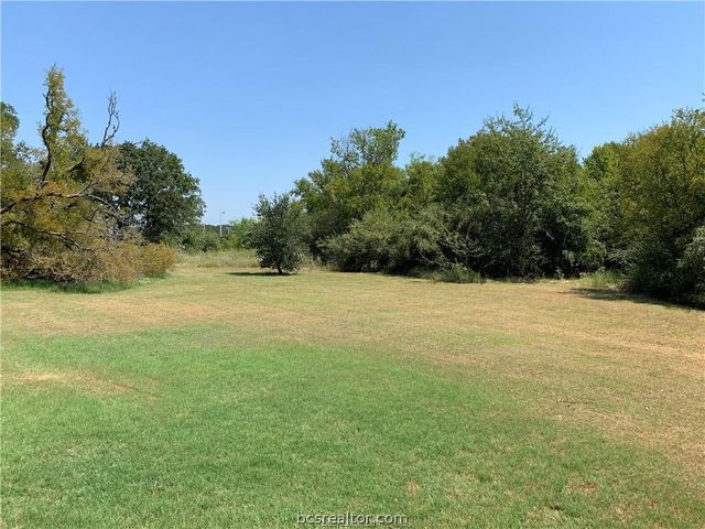 2845 Oakside Drive, Bryan, TX 77802