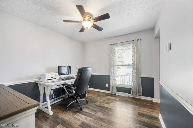 11599 Hoover Avenue NW, Uniontown, OH 44685