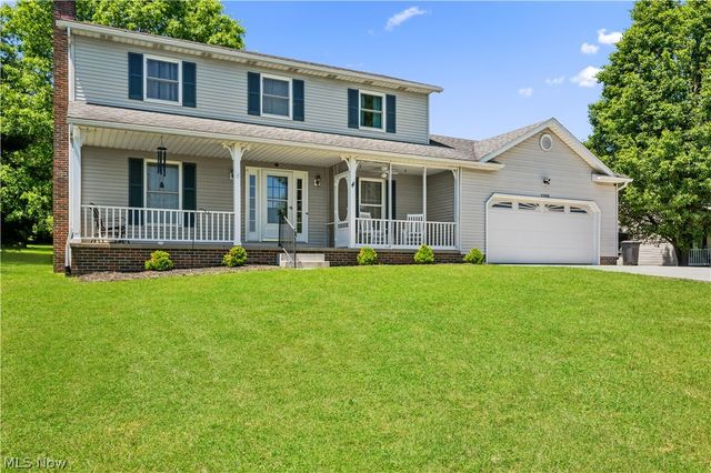 11599 Hoover Avenue NW, Uniontown, OH 44685