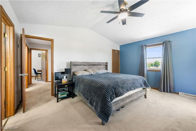 11599 Hoover Avenue NW, Uniontown, OH 44685