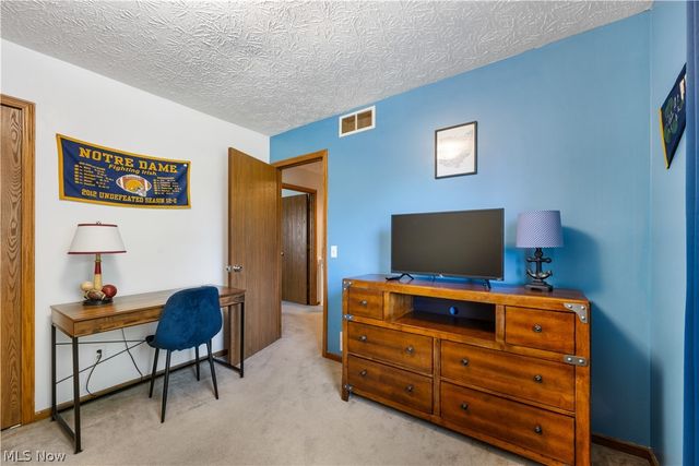 11599 Hoover Avenue NW, Uniontown, OH 44685